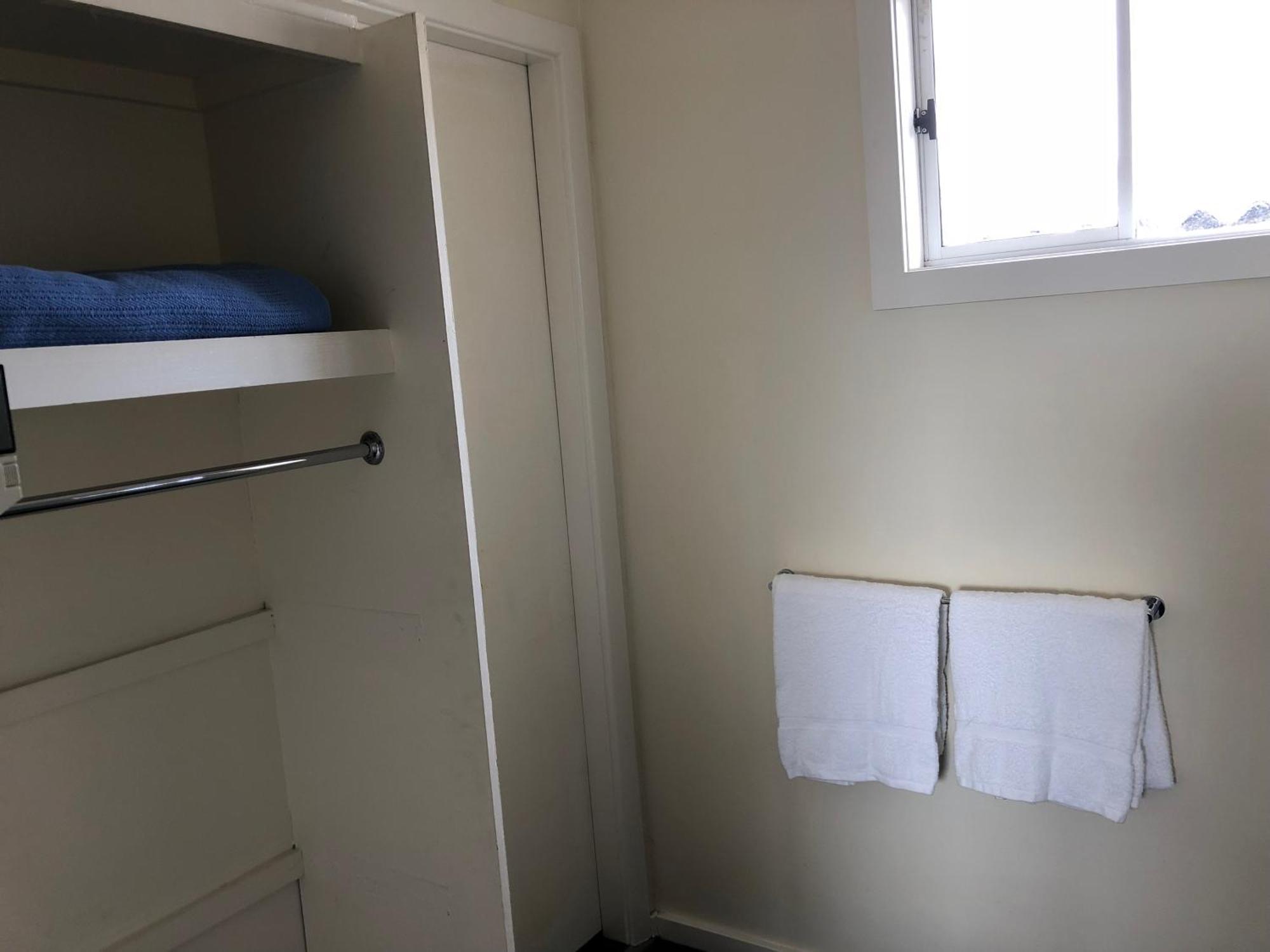 Squid'S Ink Motel Belmont Ruang foto