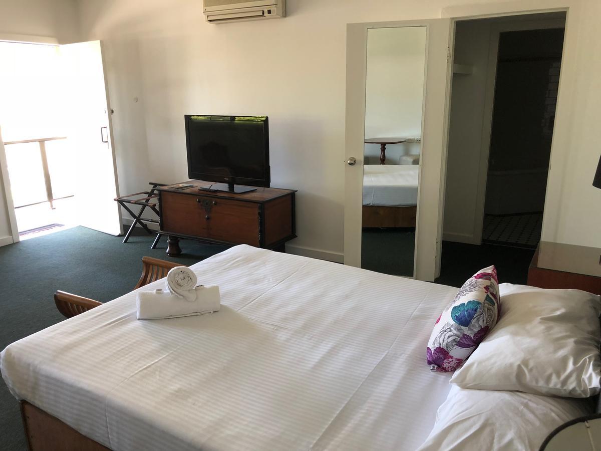 Squid'S Ink Motel Belmont Bagian luar foto