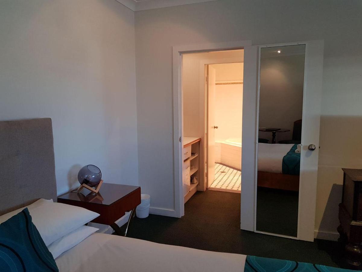 Squid'S Ink Motel Belmont Bagian luar foto